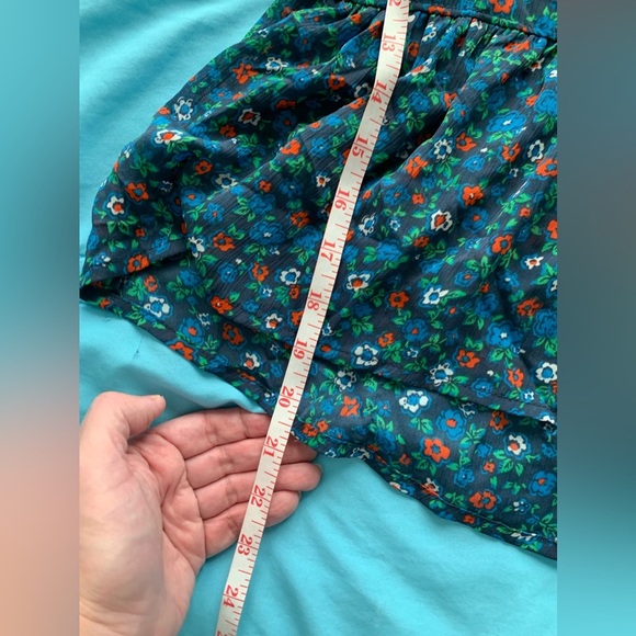 HOLLISTER semi sheer top size Medium - Picture 7 of 11